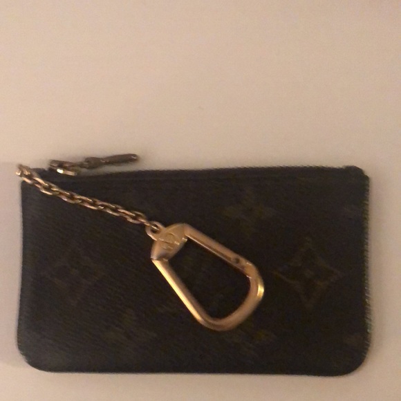 Authentic Louis Vuitton Key Pouch - Classic Monogram canvas - Picture 2 of 7